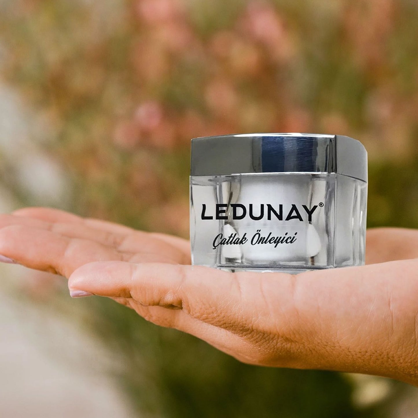 LEDUNAY Çatlak Oluşumunu Önleyici Bakım Kremi – Cilt Onarıcı ve Besleyici 40gr